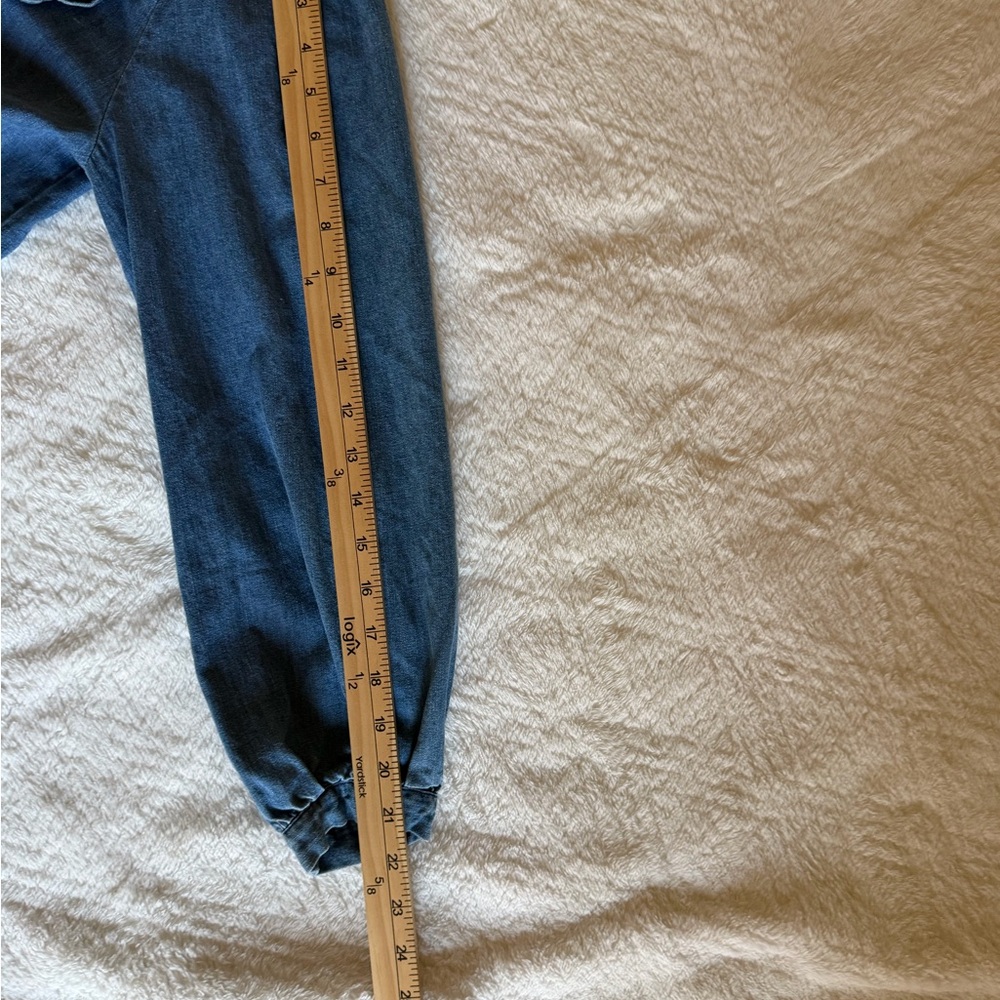Zara chambray/Denim Blouse - Picture 10 of 10